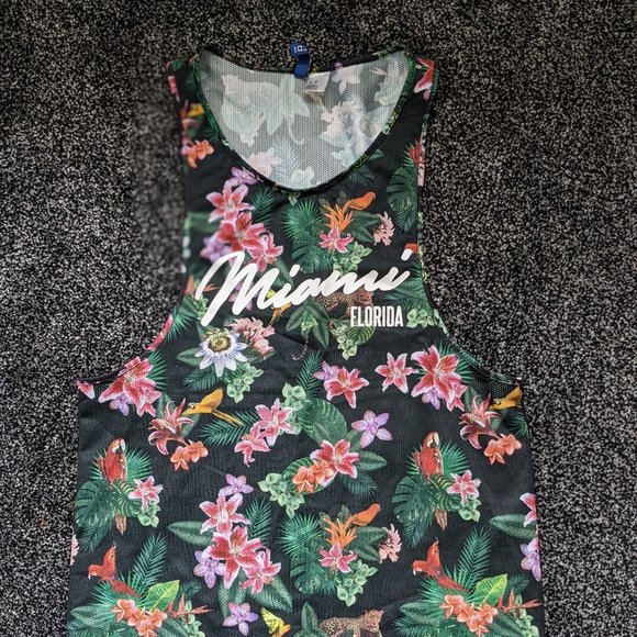 Tank Top - Picture 1 of 3